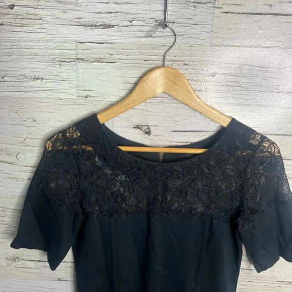 Bcbgmaxazria black  lace dress size small - Picture 3 of 7
